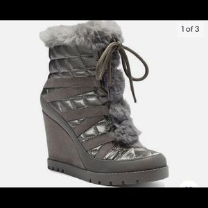 Jessica Simpson Womens Brixel Gray Wedge Boots